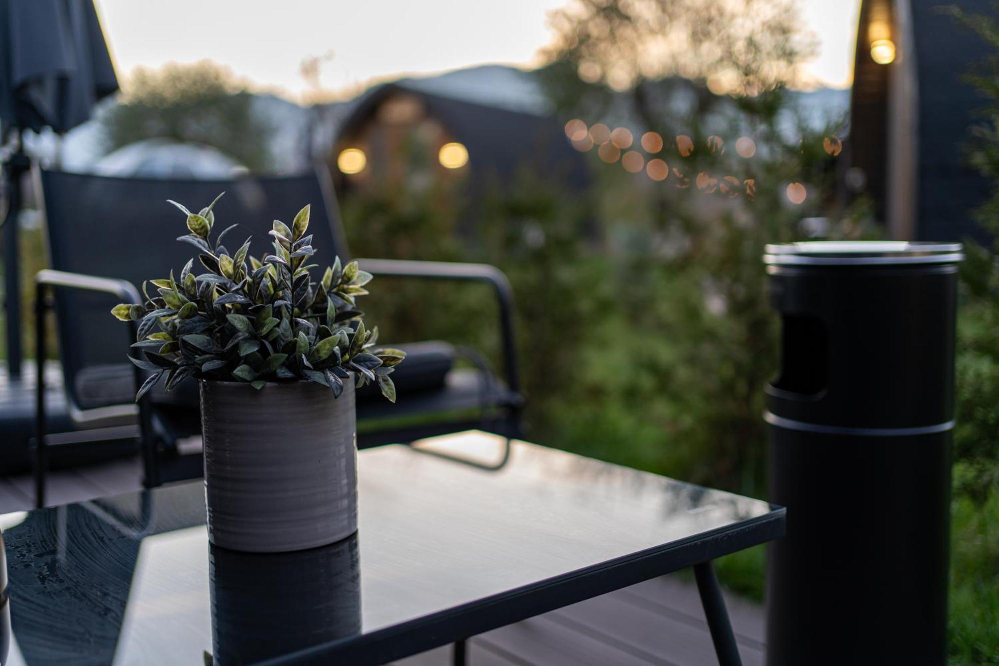 Glamp In Style Pods Resort ブラン エクステリア 写真